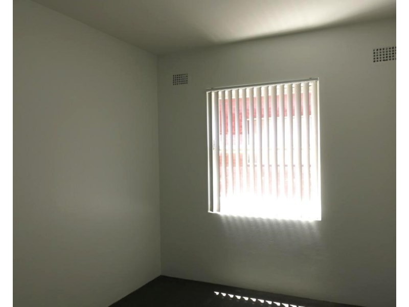 2/27 Victoria Avenue, Penshurst NSW 2222