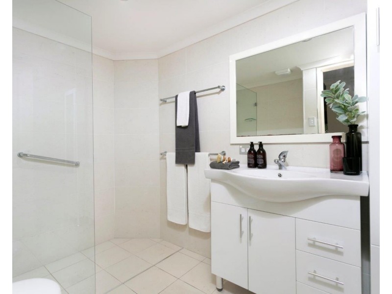 2/67-69 Queens Road, Hurstville NSW 2220