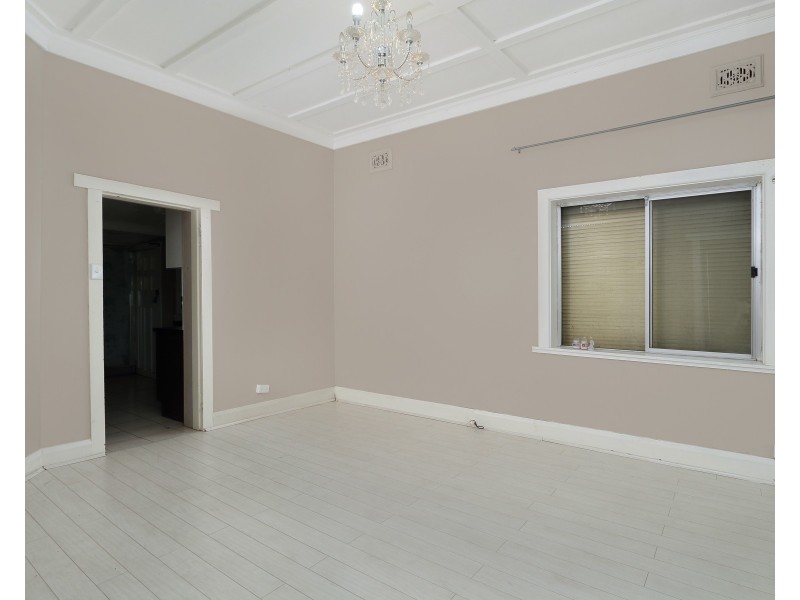 194 Woniora Road, South Hurstville NSW 2221