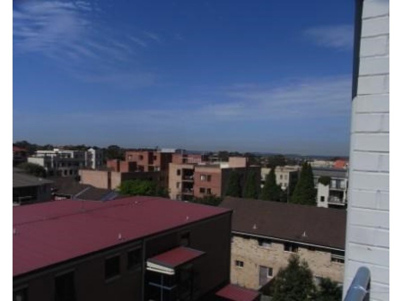 9/52 Woniora Road, Hurstville NSW 2220