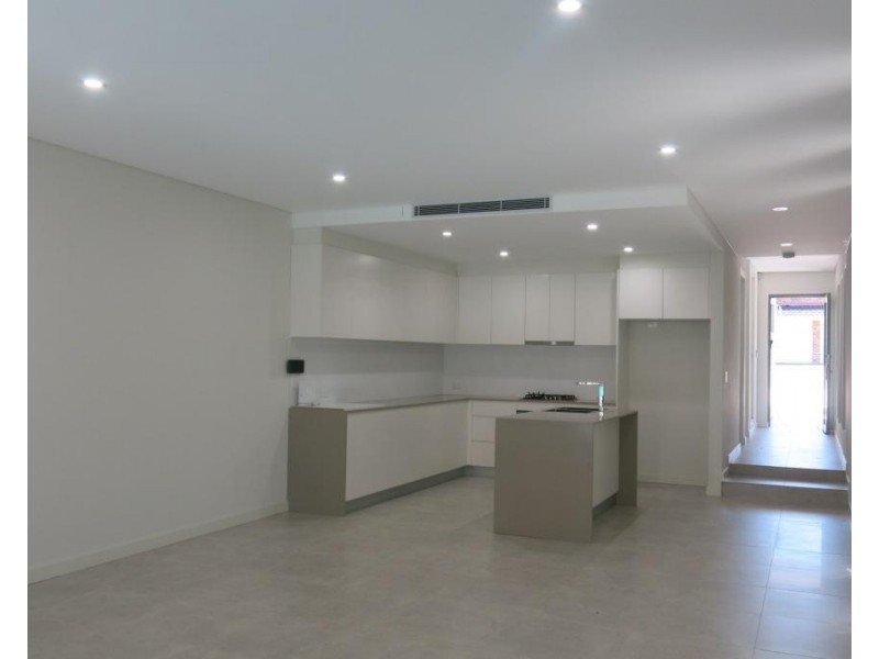 9 Universal Street, Mortdale NSW 2223