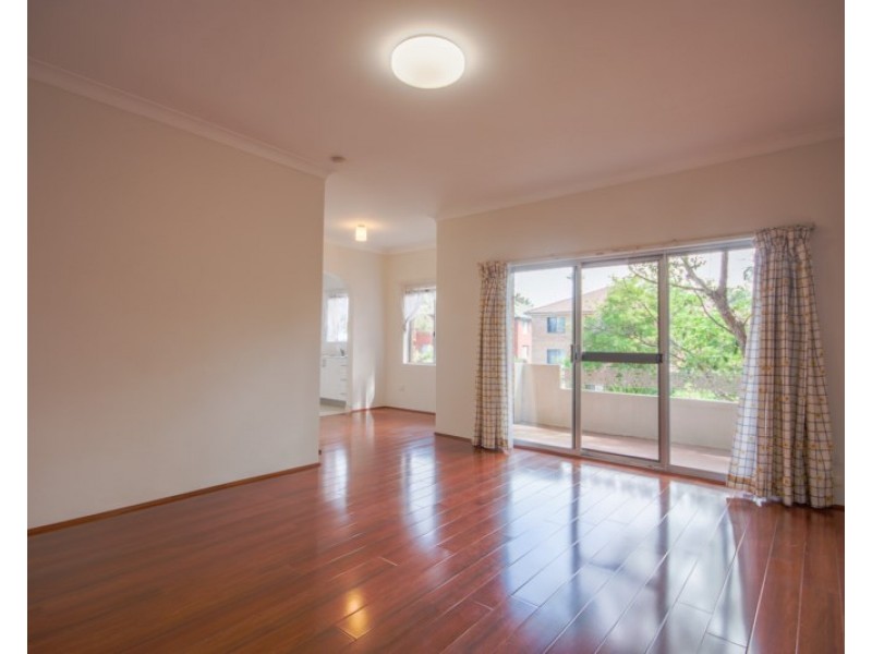 4/32 Bellevue Parade, Hurstville NSW 2220