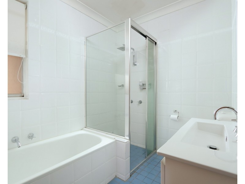 2/37 Wonoona Parade East, Oatley NSW 2223