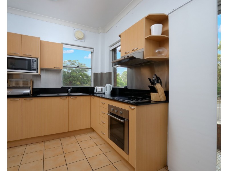 2/37 Wonoona Parade East, Oatley NSW 2223