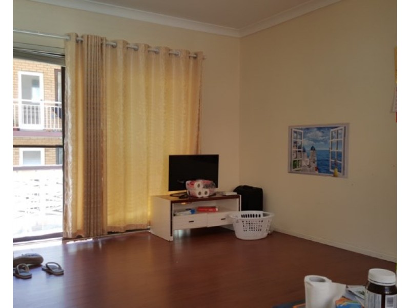 1/10 Victoria Avenue, Penshurst NSW 2222