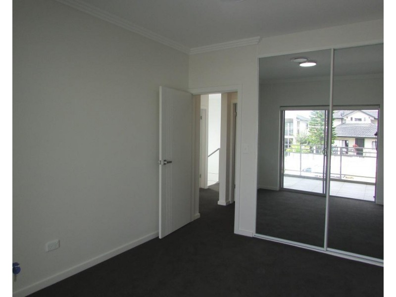 39 Rea Street, Greenacre NSW 2190