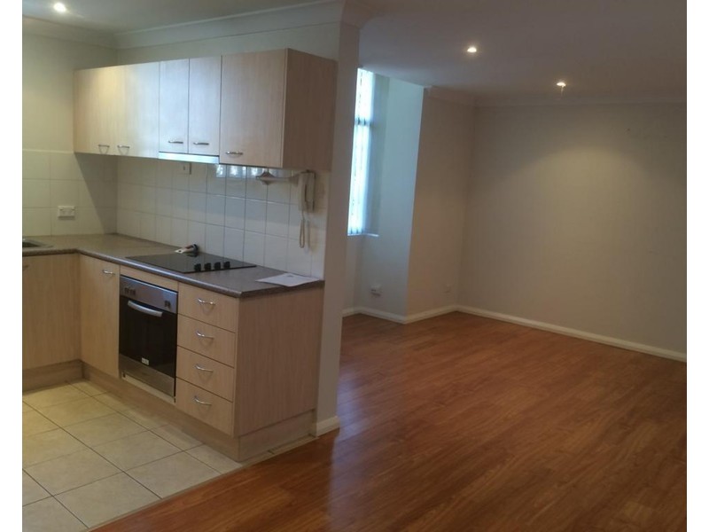 2/25 The Strand, Penshurst NSW 2222