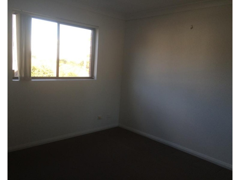 2/25 The Strand, Penshurst NSW 2222