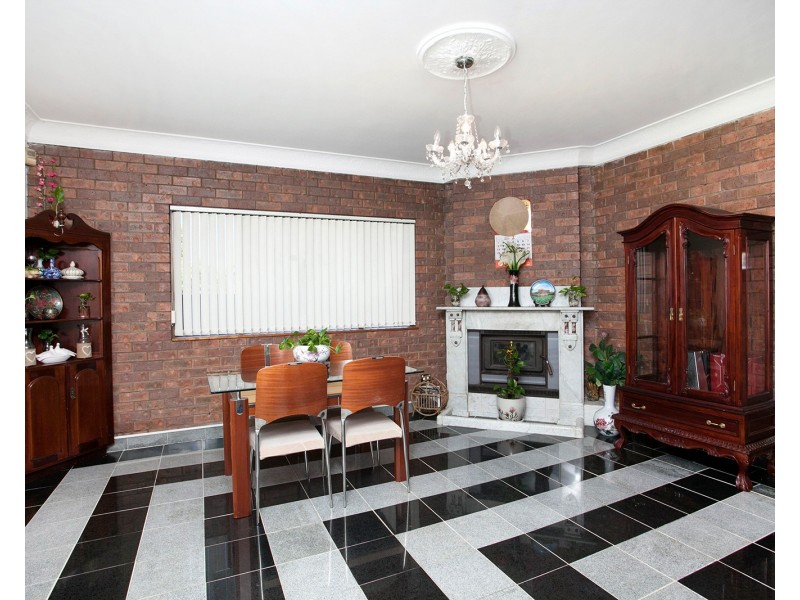 200 West Street, Blakehurst NSW 2221