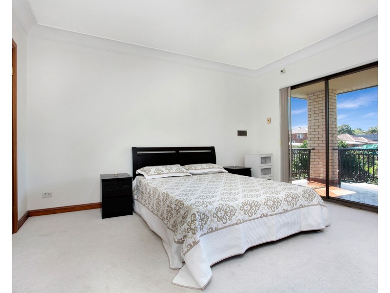 200 West Street, Blakehurst NSW 2221