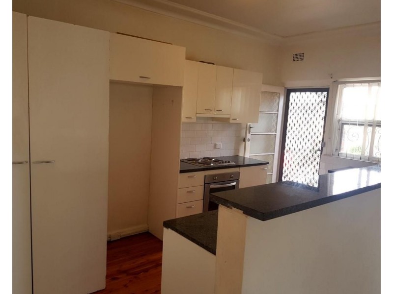 1/15 Caledonian Street, Bexley NSW 2207