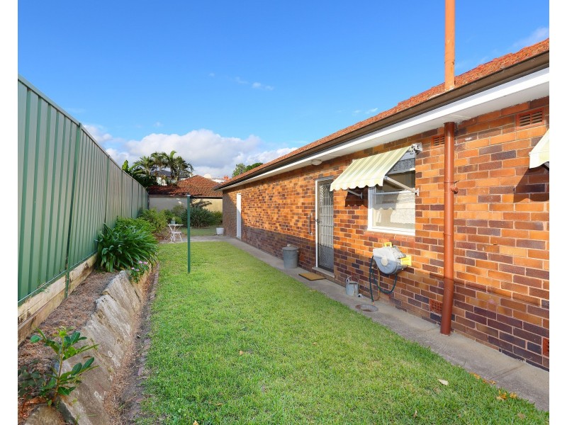 1 Palmer Crescent, Bexley NSW 2207