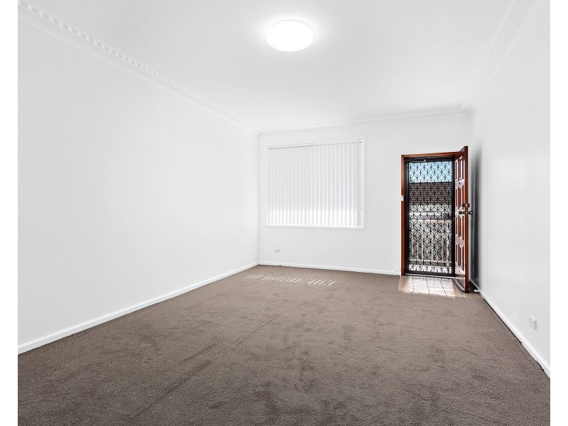 2/35 Bassett Street, Hurstville NSW 2220