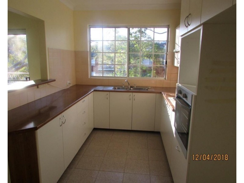 12/26 Hampton Court Road, Carlton NSW 2218