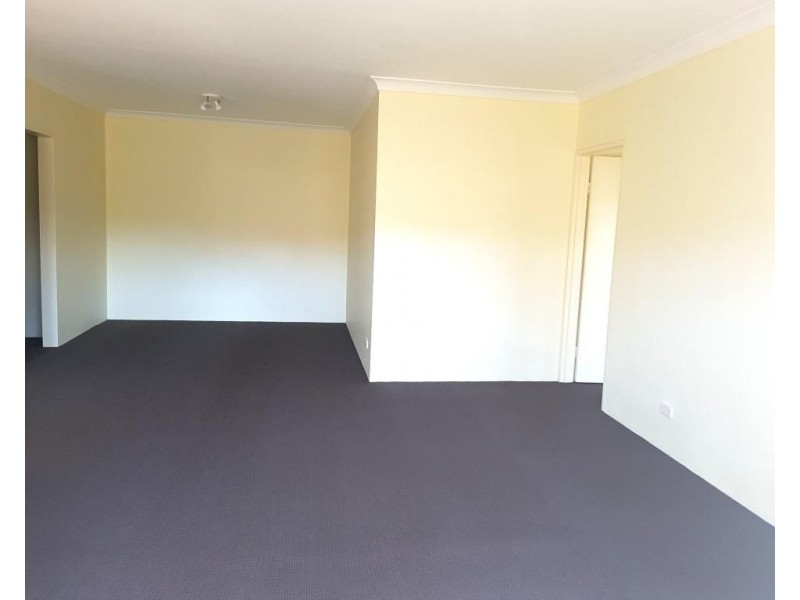 12/26 Hampton Court Road, Carlton NSW 2218