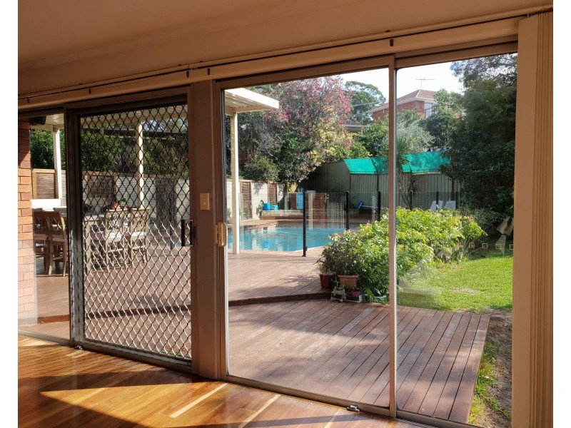 3 Durham Place, Sylvania NSW 2224