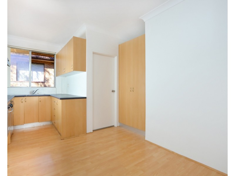 8/23 Bellevue Parade, Hurstville NSW 2220