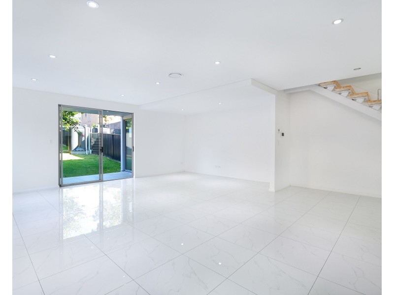 2 Isaac Street, Peakhurst NSW 2210