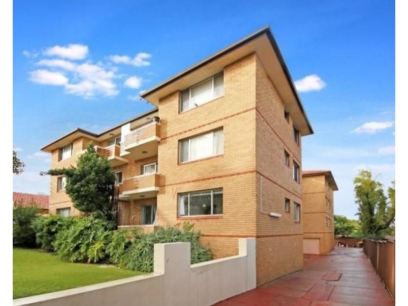 8/18 Campbell Street, Punchbowl NSW 2196