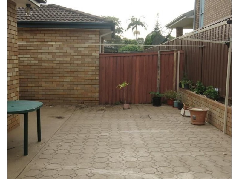 1/44 Bassett Street, Hurstville NSW 2220