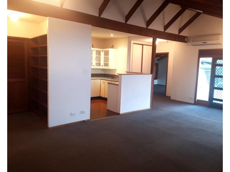 33 Stuart Street, Blakehurst NSW 2221