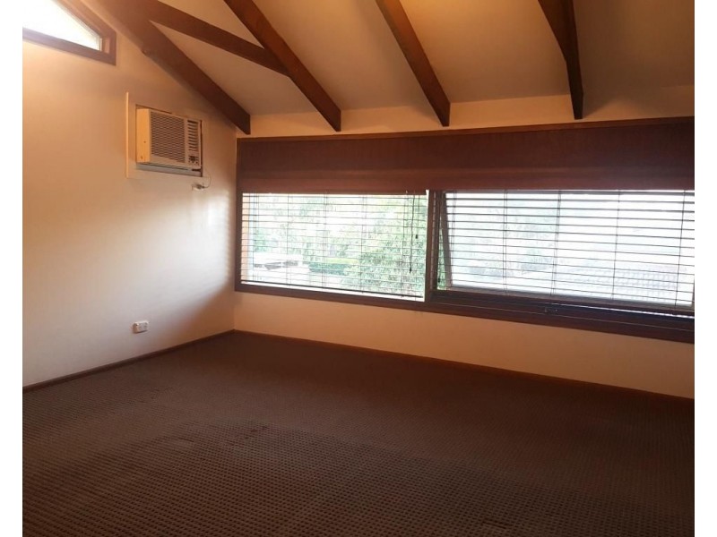 33 Stuart Street, Blakehurst NSW 2221