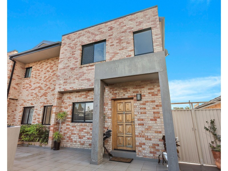 4/62-64 Albert Street, Bexley NSW 2207