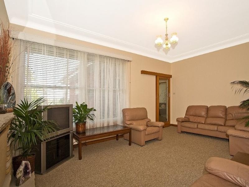 232 Connells Point Road, Connells Point NSW 2221