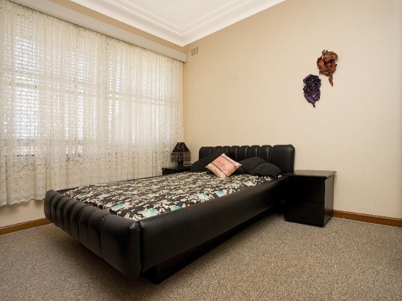 232 Connells Point Road, Connells Point NSW 2221