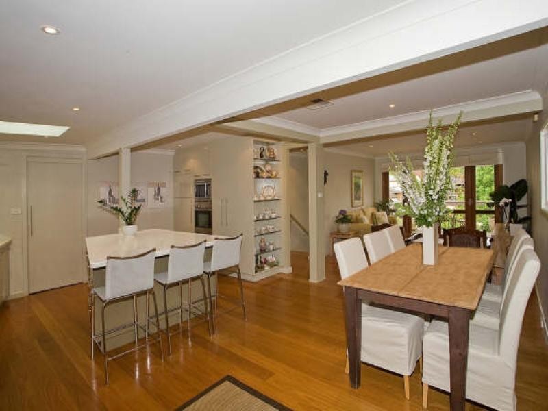 34 Robyn Street, Peakhurst Heights NSW 2210