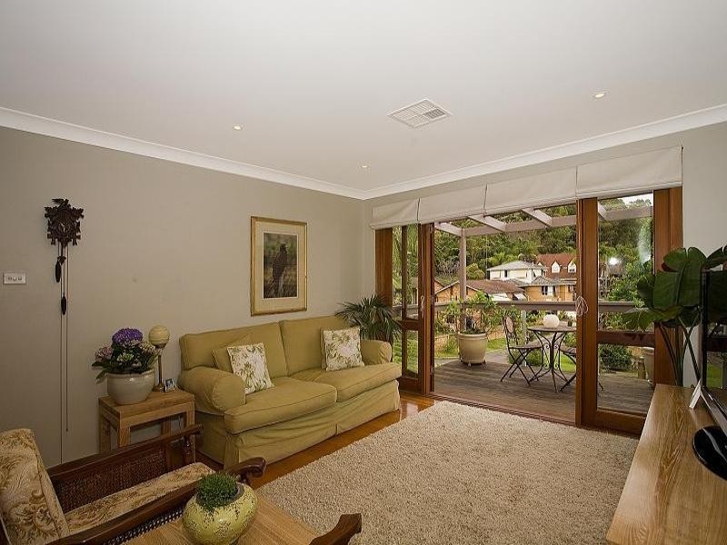 34 Robyn Street, Peakhurst Heights NSW 2210