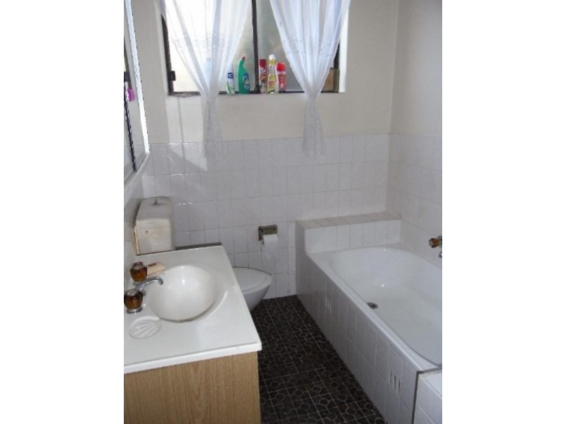 2/17 Woids Avenue, Hurstville NSW 2220