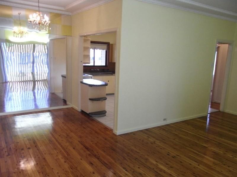 230 West Street, Blakehurst NSW 2221