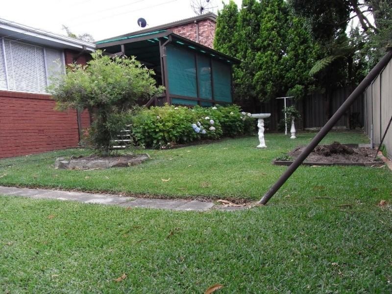127 Lorraine Street, Peakhurst Heights NSW 2210