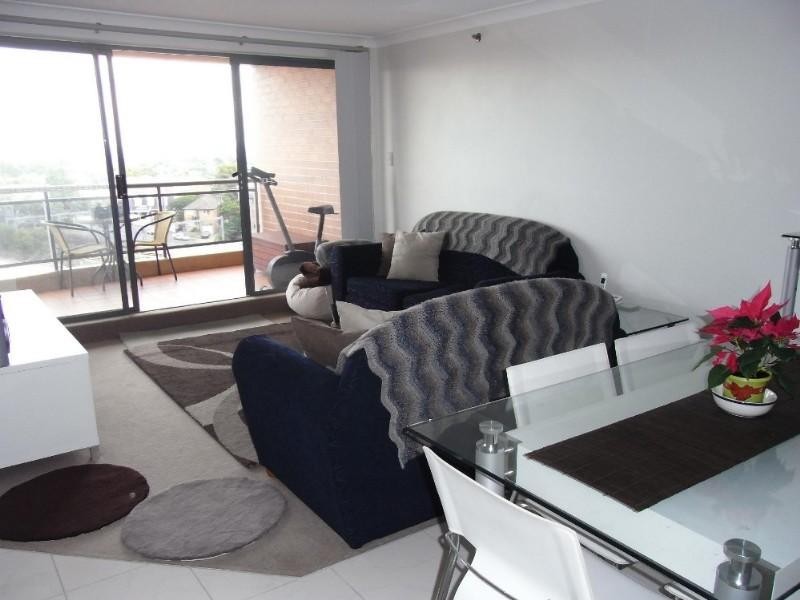 27/107 Forest Road, Hurstville NSW 2220