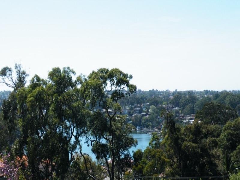 132 Rosa Street, Oatley NSW 2223