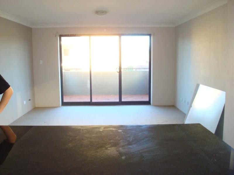 5/33 The Avenue, Hurstville NSW 2220