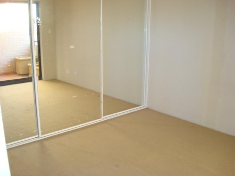 5/33 The Avenue, Hurstville NSW 2220