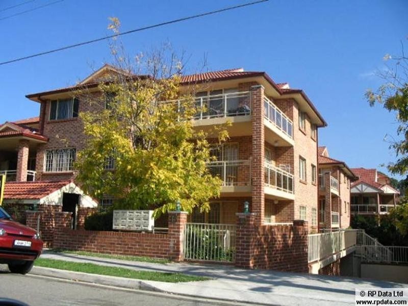 9/15 Wright Street, Hurstville NSW 2220