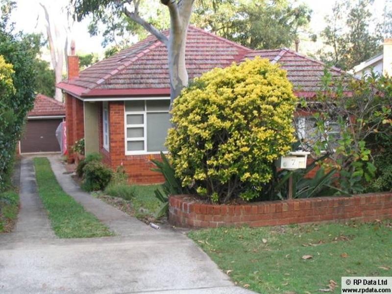 7 Macken Street, Oatley NSW 2223