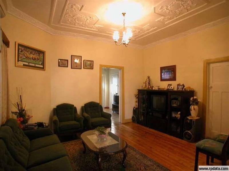 8 Dalcassia Street, Hurstville NSW 2220