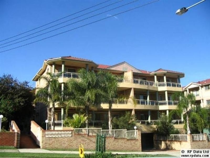 13a/12-16 West Street, Hurstville NSW 2220
