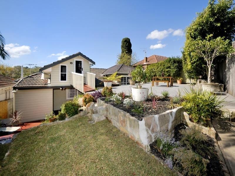 9 Vaughan Street, Blakehurst NSW 2221