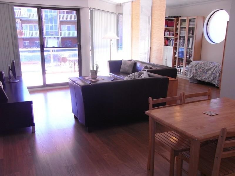 4/33 Bellevue Parade, Hurstville NSW 2220