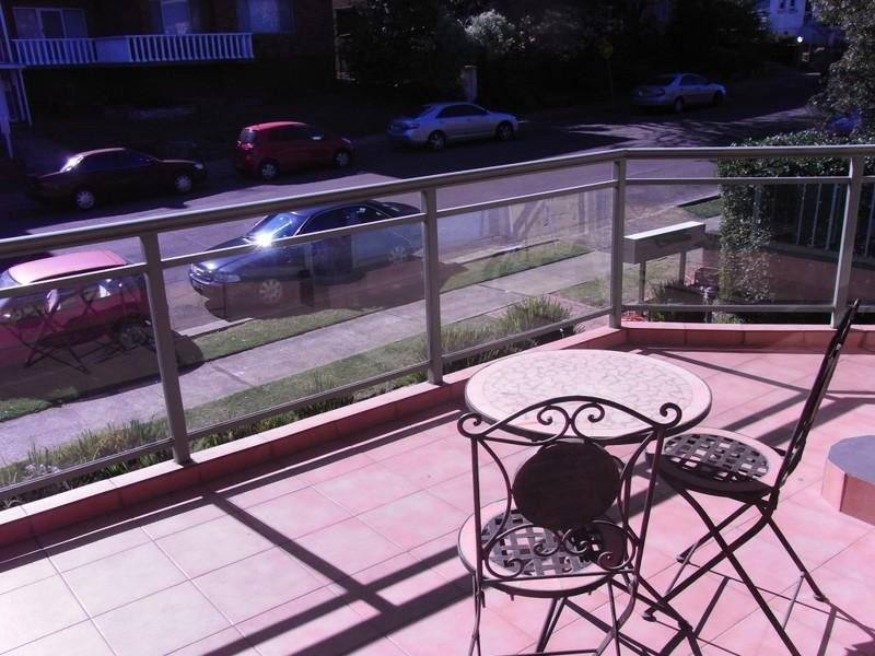 4/33 Bellevue Parade, Hurstville NSW 2220