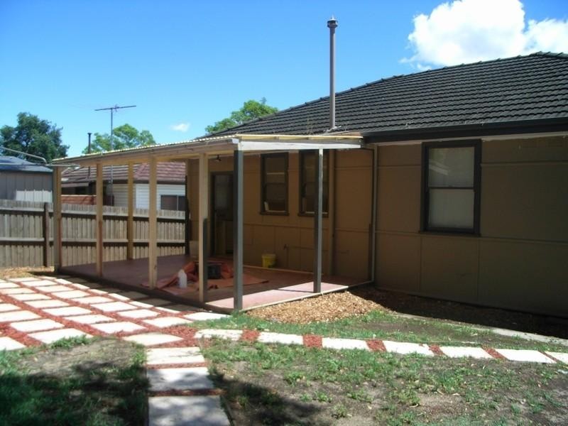 75 Lawrence Street, Peakhurst NSW 2210