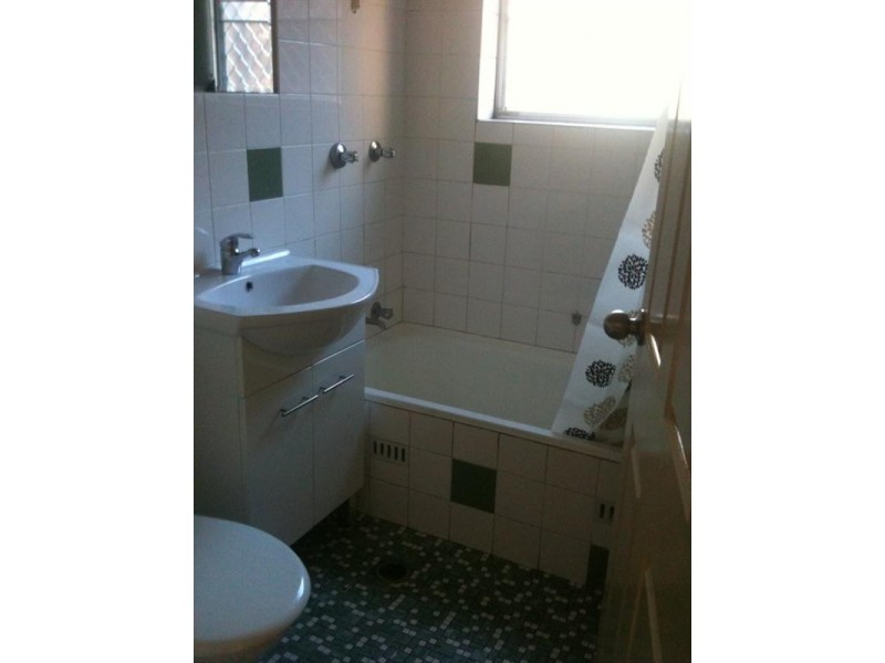 4/5 Cambridge Street, Penshurst NSW 2222