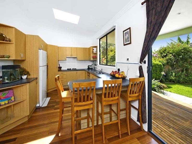 98 Hillcrest Avenue, Hurstville Grove NSW 2220