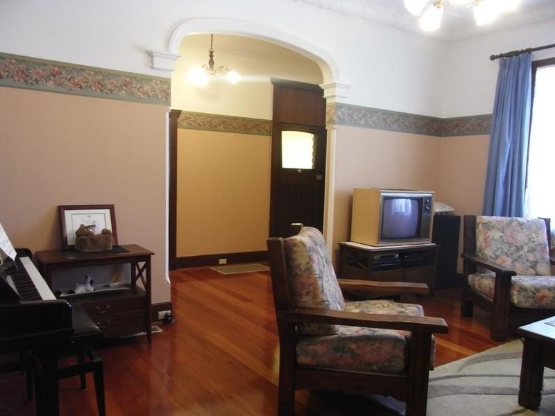 17 Hillcrest Avenue, Hurstville NSW 2220