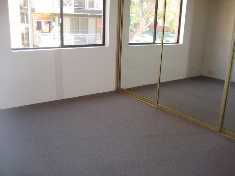 4/27 Bellevue Parade, Hurstville NSW 2220